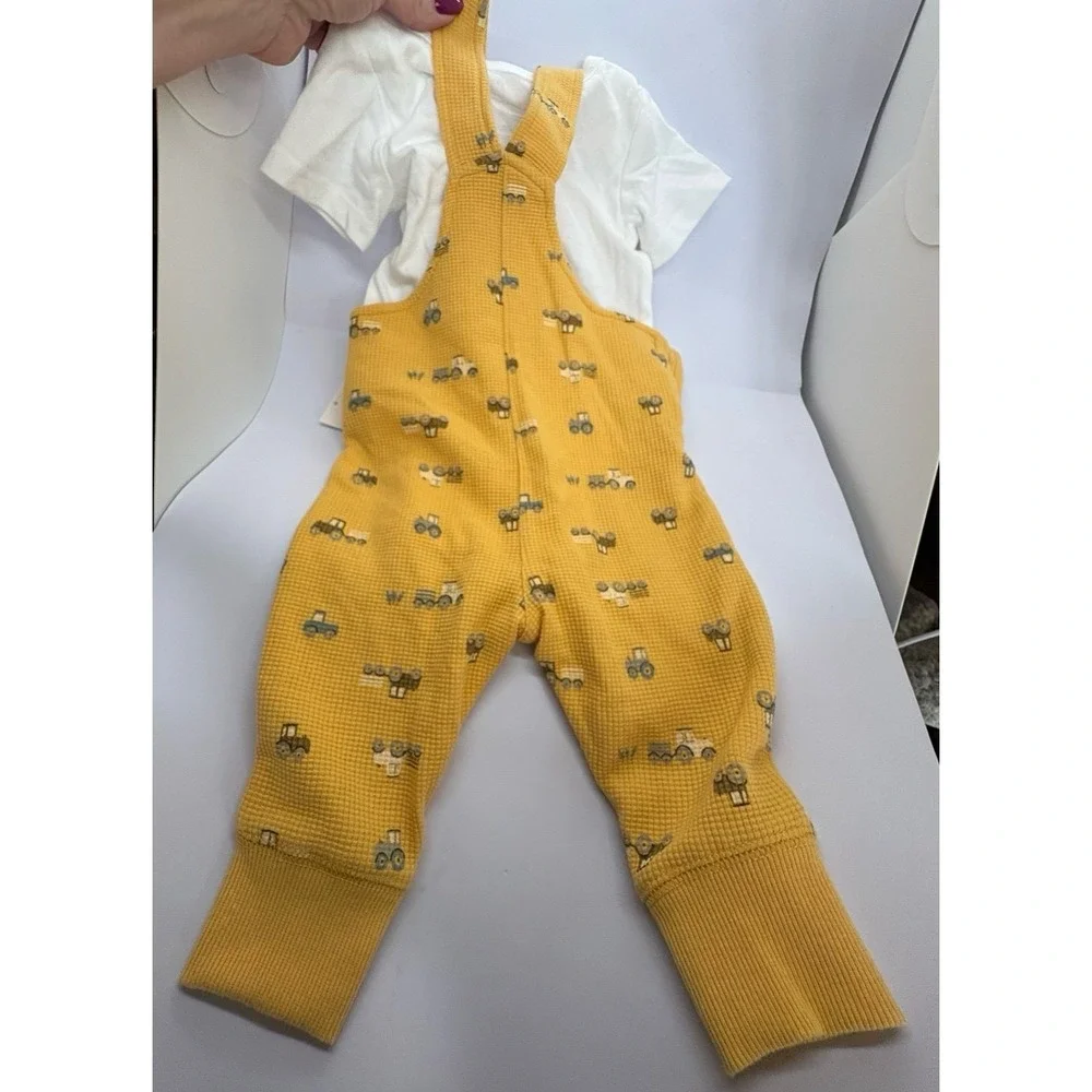 Baby boy size 3-6 months First Impressions Golden Apricot two piece construction